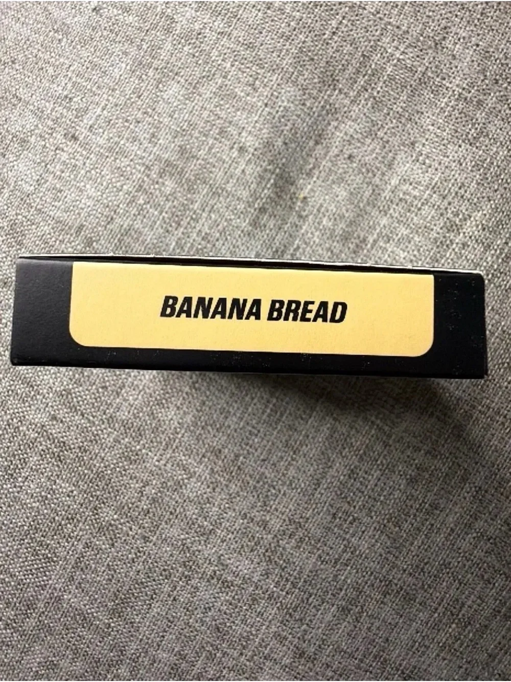 Huda Beauty Easy Bake Pressed Airbrush Matte Powder - Banana bread